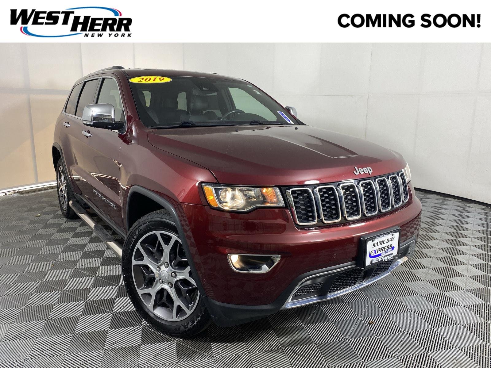 Used 2019 Velvet Red Pearlcoat Jeep Limited image 1
