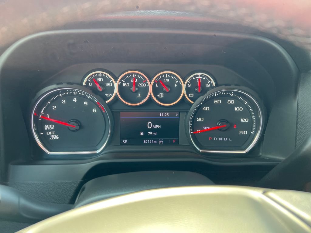 Used 2022 Gray Chevrolet LT image 18