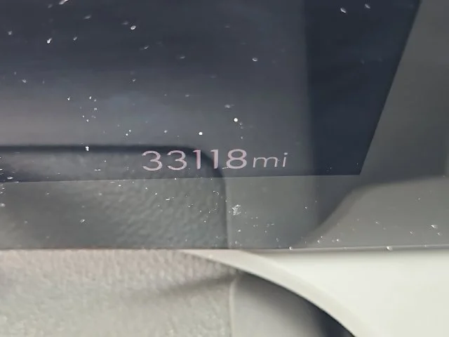 Used 2024 White Frost Tricoat Buick Avenir image 17