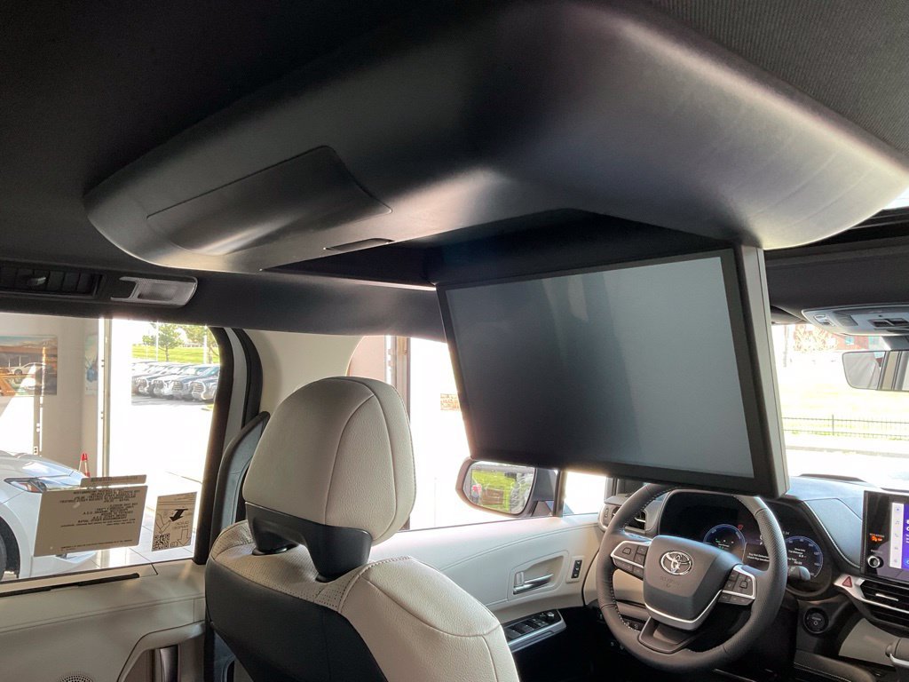 New 2026 Beige Toyota Platinum image 17