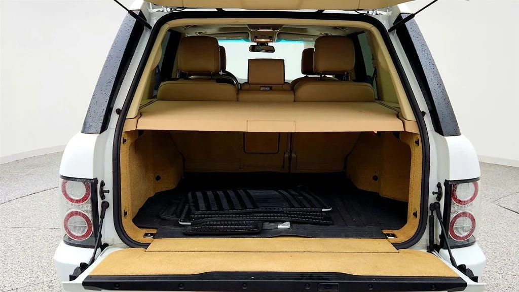 Used 2012 Fuji White Land Rover 4WD 4dr HSE image 23