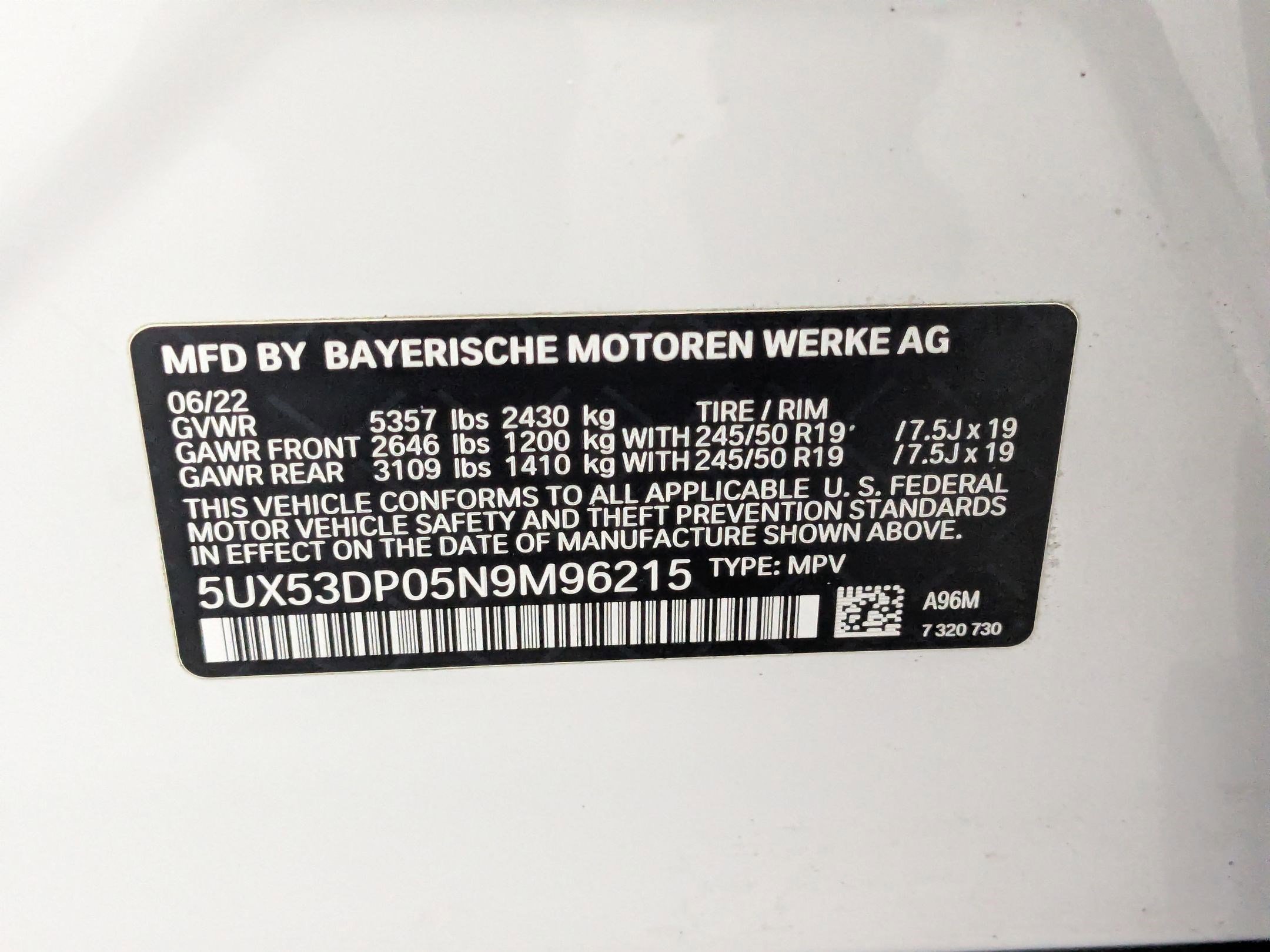 Used 2022 White Metallic BMW xDrive30i image 26