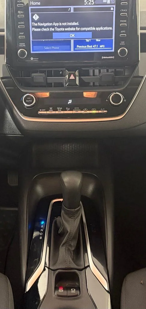 Used 2021 Toyota Corolla LE with VIN 5YFEPMAE5MP246489 for sale in Elk River, Minnesota