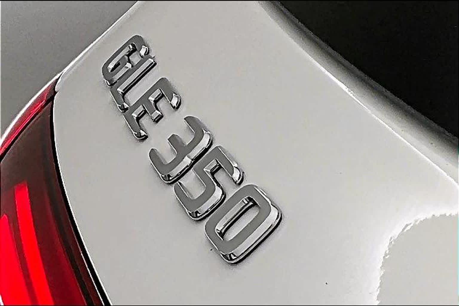 New 2026 Polar White Mercedes-Benz GLE 350 image 7