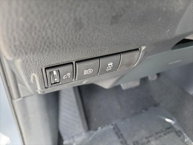 Certified Used 2025 CELESTITE GRAY ME. Toyota  image 23