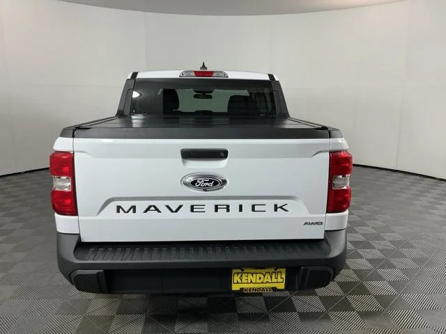 Used 2022 Oxford White Ford XLT image 6