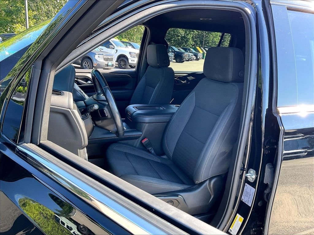 Used 2021 Black Chevrolet LS image 9
