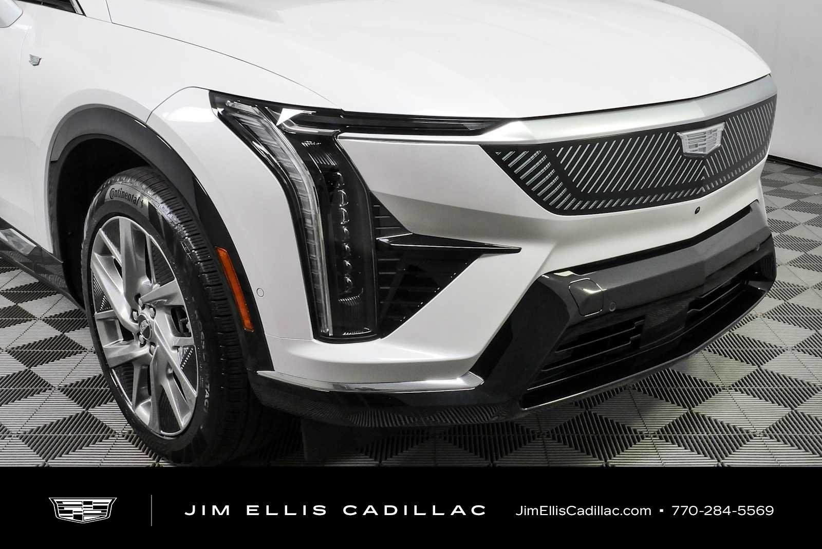 Certified Used 2025 Crystal White Tricoat Cadillac Luxury 1 image 37