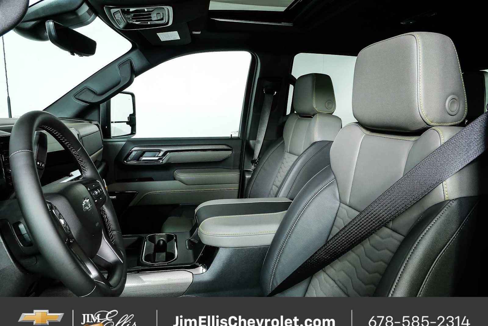 2026 Chevrolet Silverado 2500 HD ZR2 - Photo 5