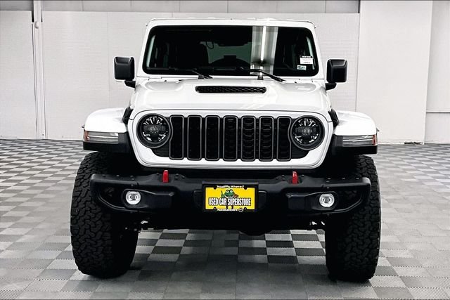 Used 2026 Bright White Clearcoat Jeep Rubicon X image 4