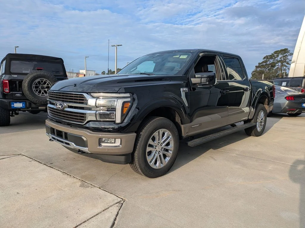 New 2026 Agate Black Metallic Ford King Ranch image 7