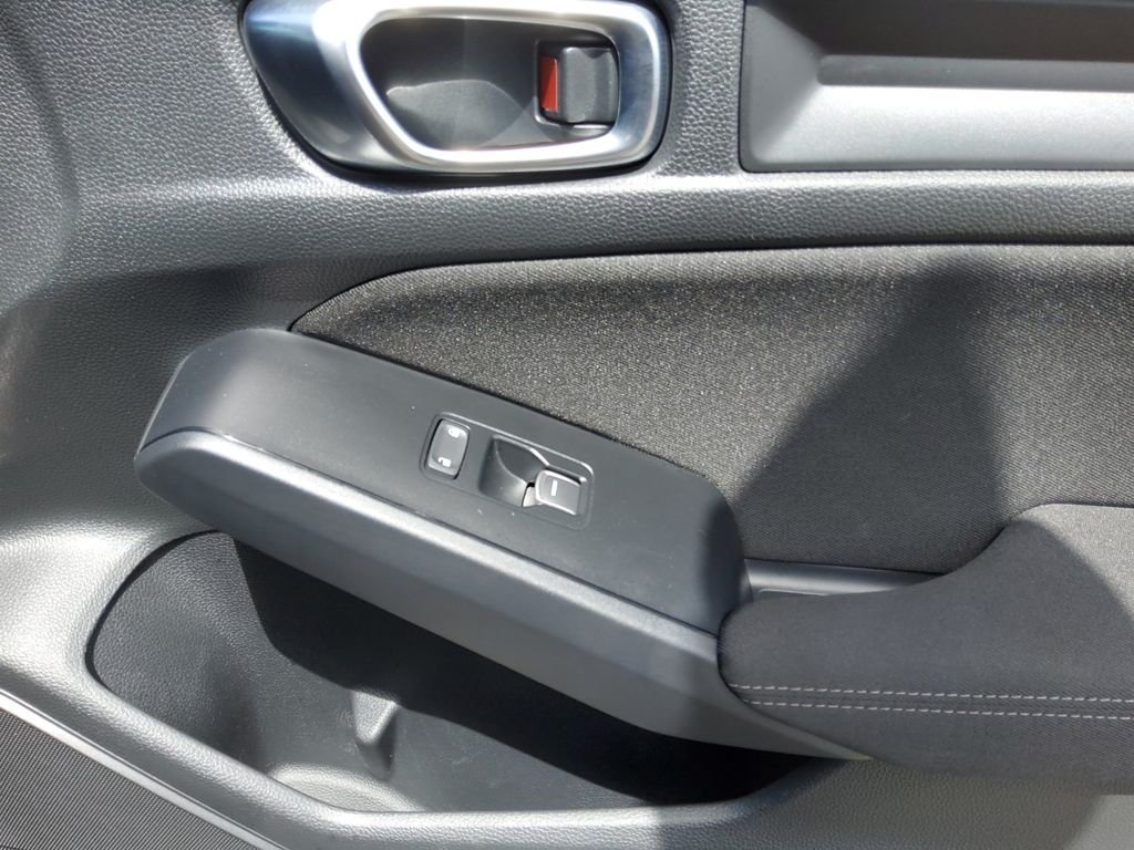 Used 2026  Honda Sport image 15