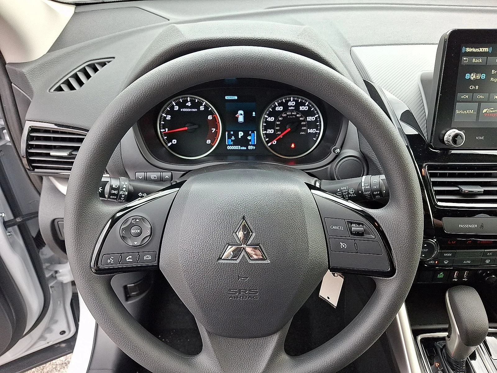 New 2026 White Mitsubishi ES image 19