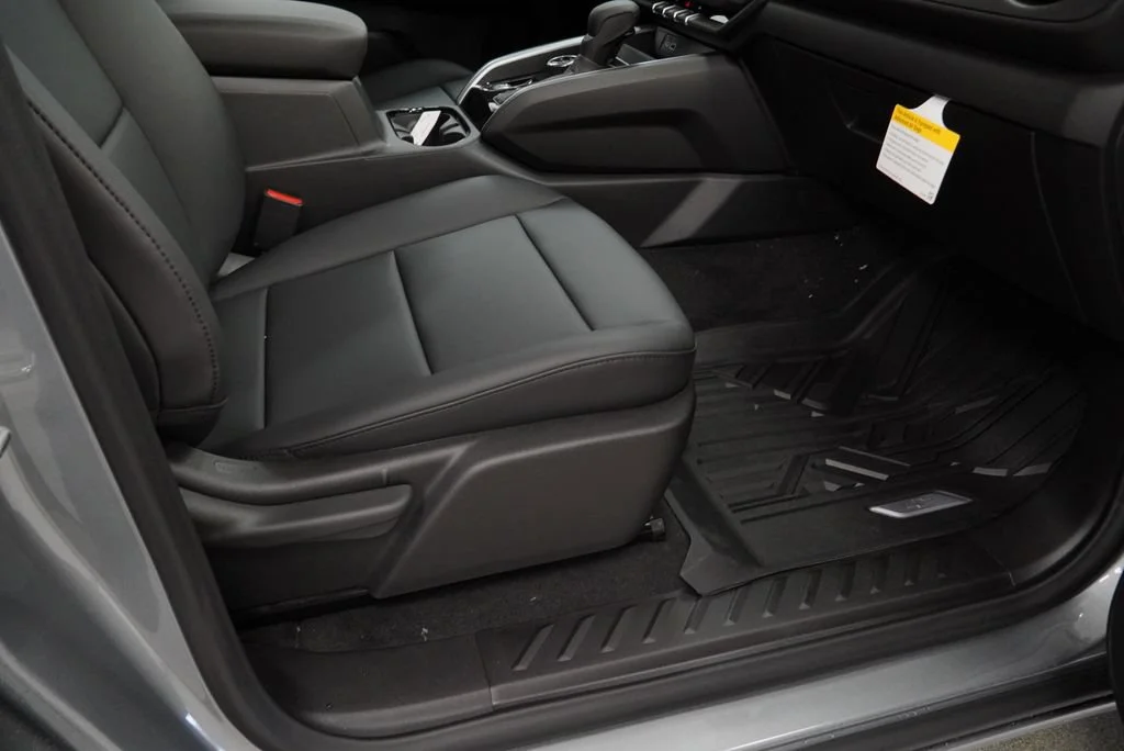 New 2026 Sterling Gray Metallic Chevrolet Trail Boss image 28