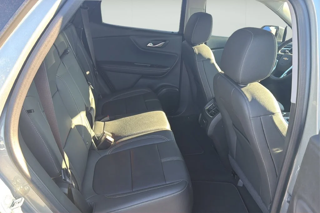 New 2026 Sterling Gray Metallic Chevrolet 3LT image 13