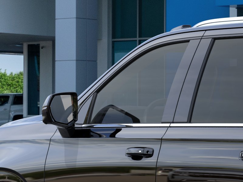 2026 Chevrolet Suburban LT - Photo 14