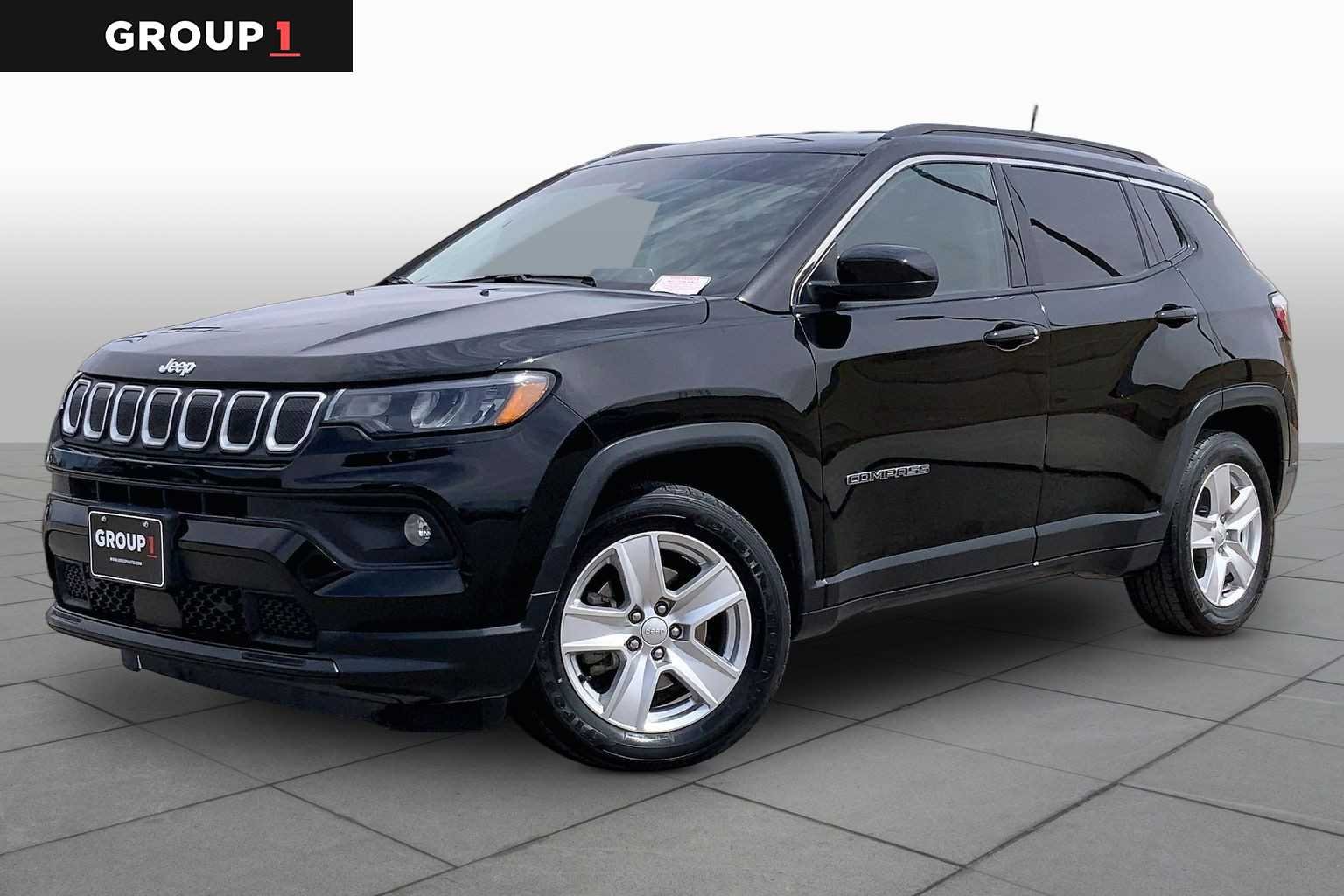 2022 Jeep Compass Latitude's photo