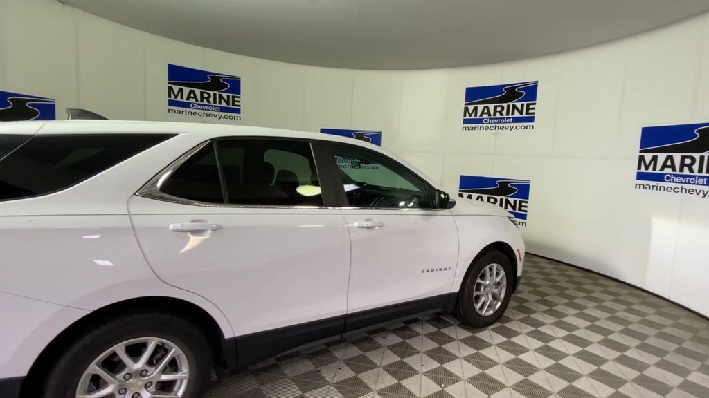 Used 2022 SUMMIT WHITE Chevrolet LT image 2