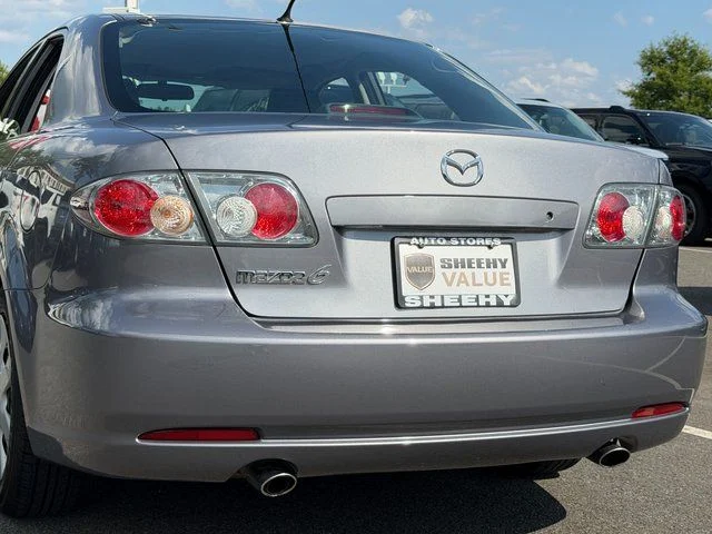 Used 2007 Gray Mazda i Sport image 25