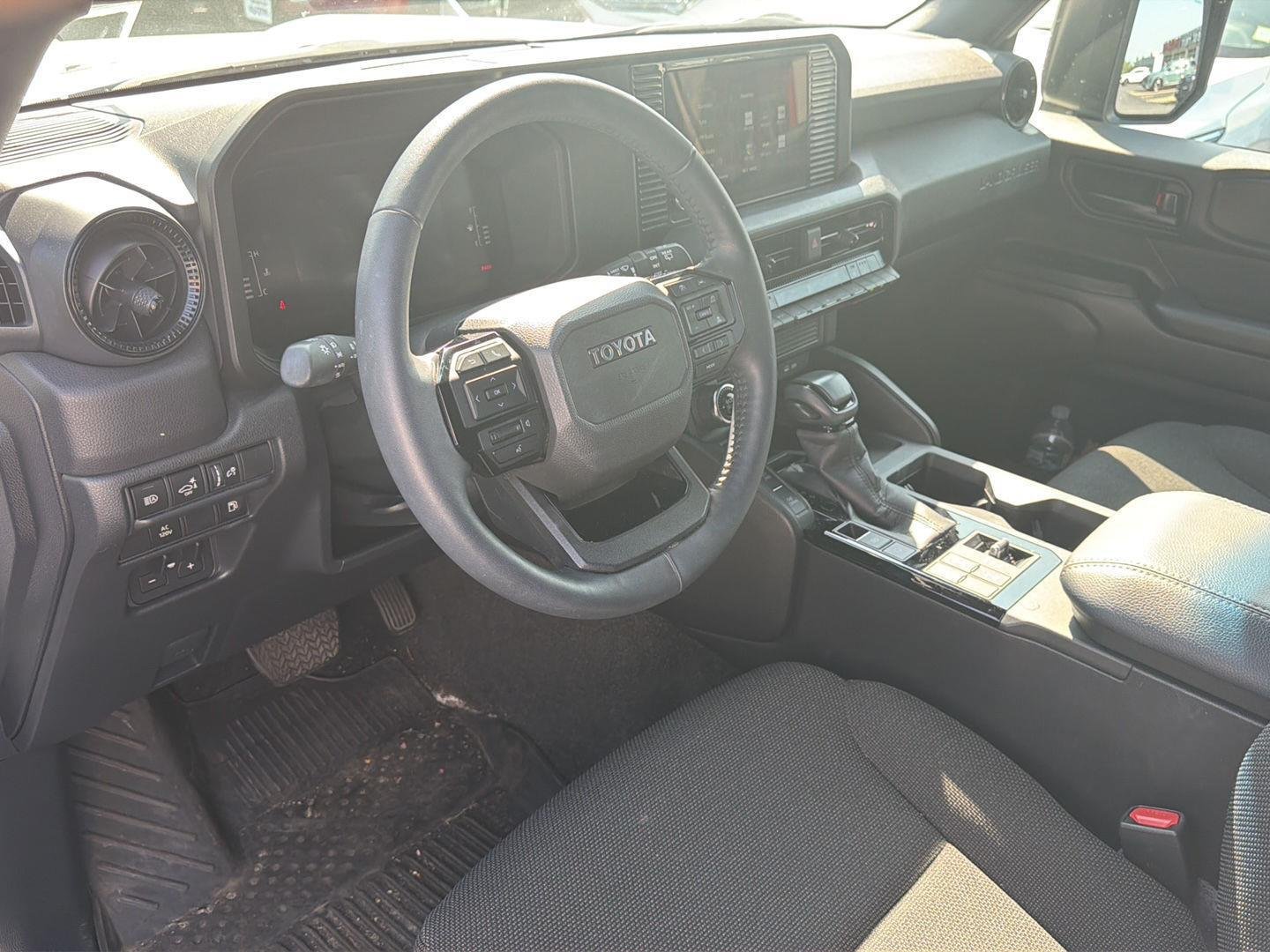 Used 2025 Ice Cap Toyota 1958 image 7