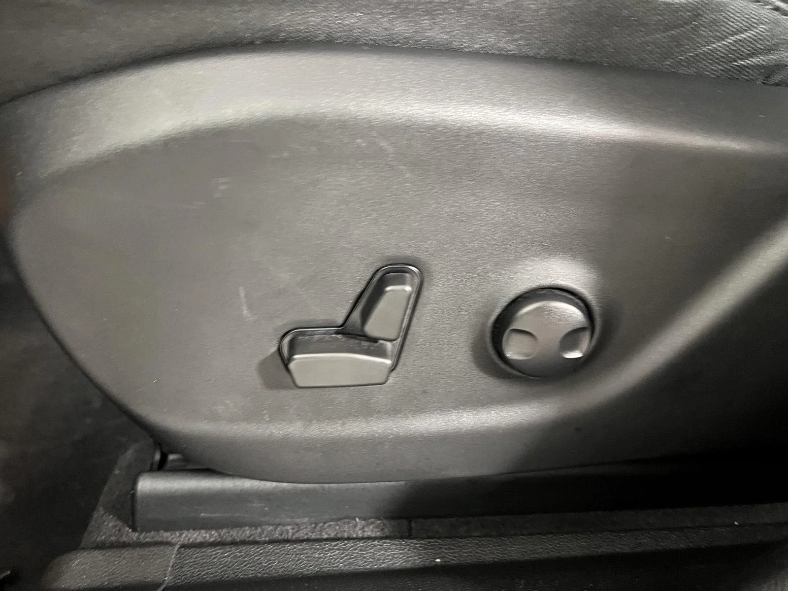 Used 2022 Granite Crystal Metallic Clearcoat Jeep Trailhawk image 16