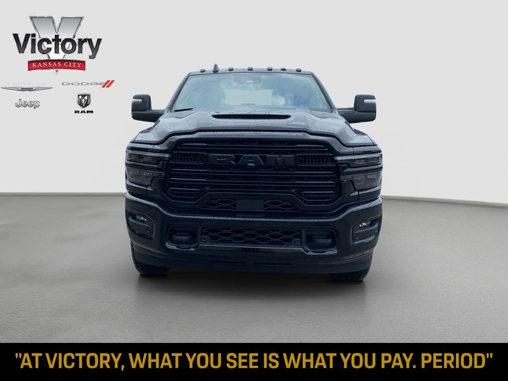 New 2026 Diamond Black Crystal Pearl-Coat Exterior Paint RAM Laramie image 2