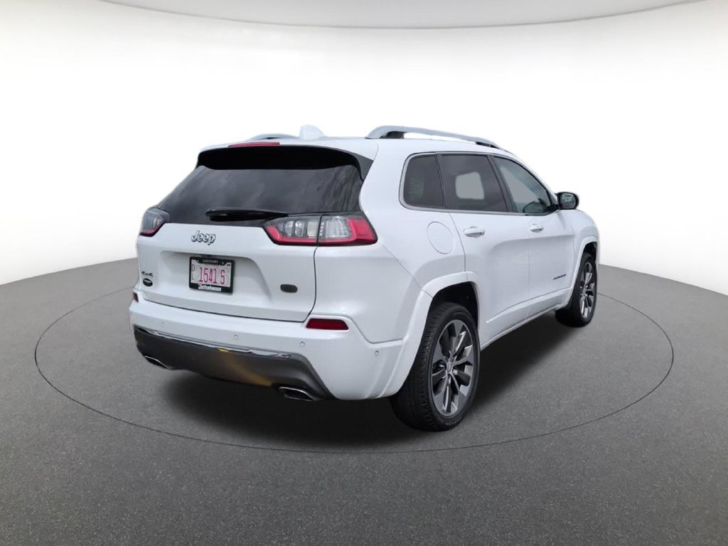 Certified Used 2019 White Jeep Overland image 5