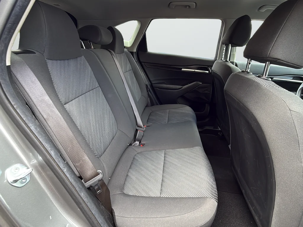 Certified Used 2024 Gray Kia LX image 23