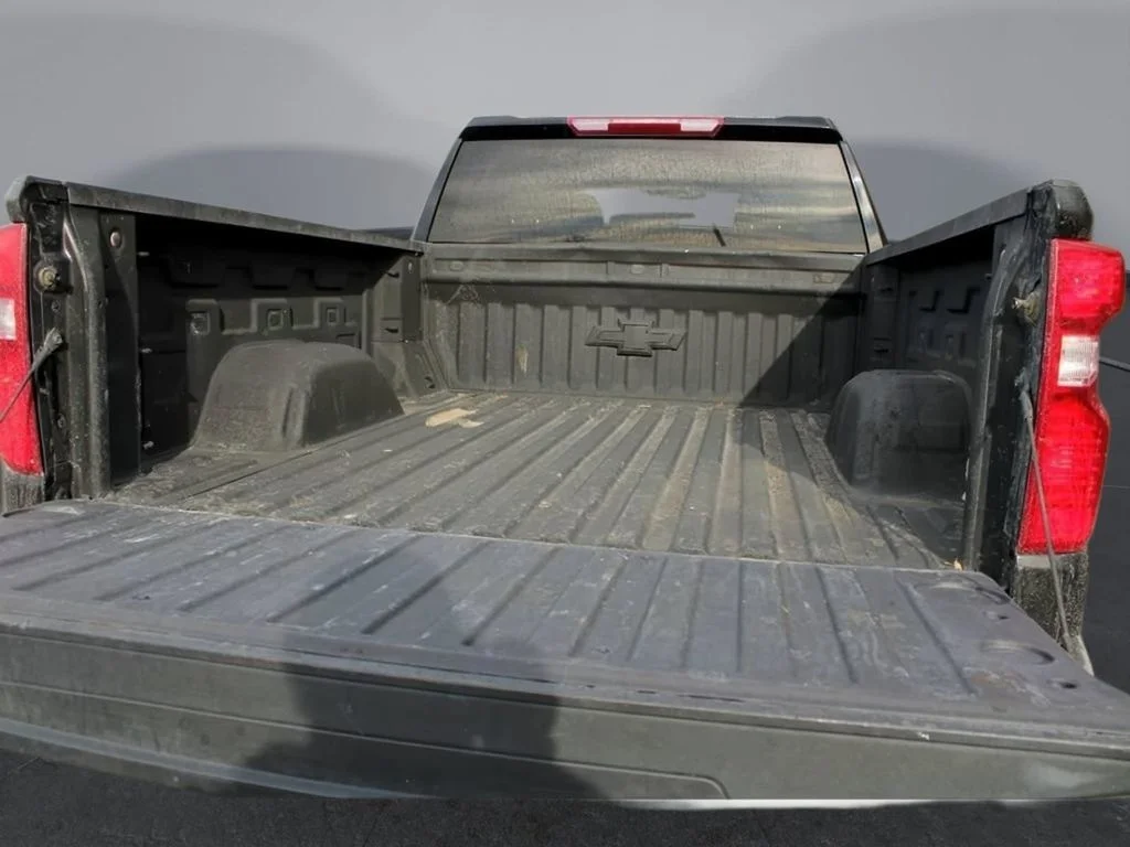 2023 Chevrolet Silverado 1500 LT - Photo 11