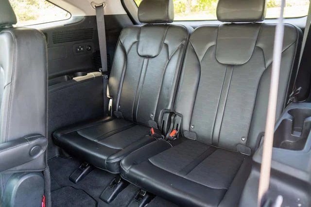 Used 2025 White Kia EX image 12