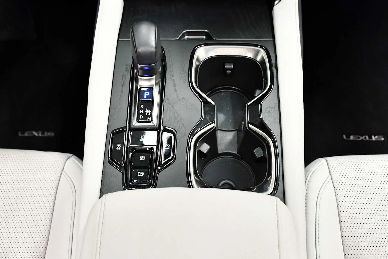 Certified Used 2025 EMINENT WHITE PEARL Lexus Premium Plus image 22
