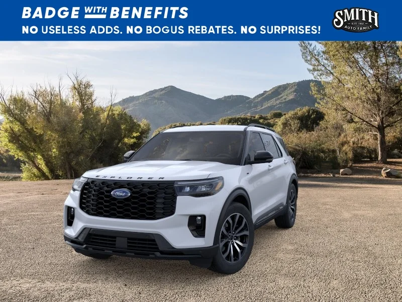 New 2026 Space White Metallic Ford ST-Line image 3