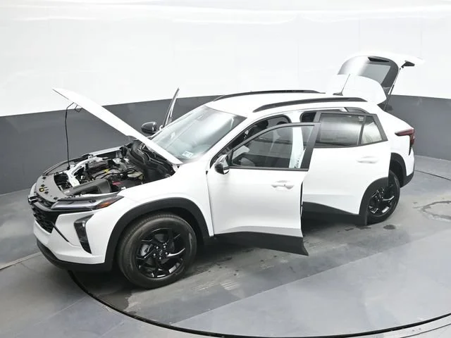 New 2026 Summit White Chevrolet LT image 28