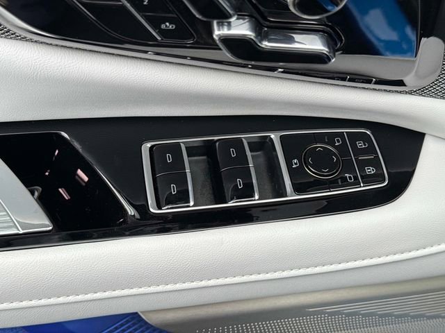 2026 Cadillac OPTIQ Luxury - Photo 27