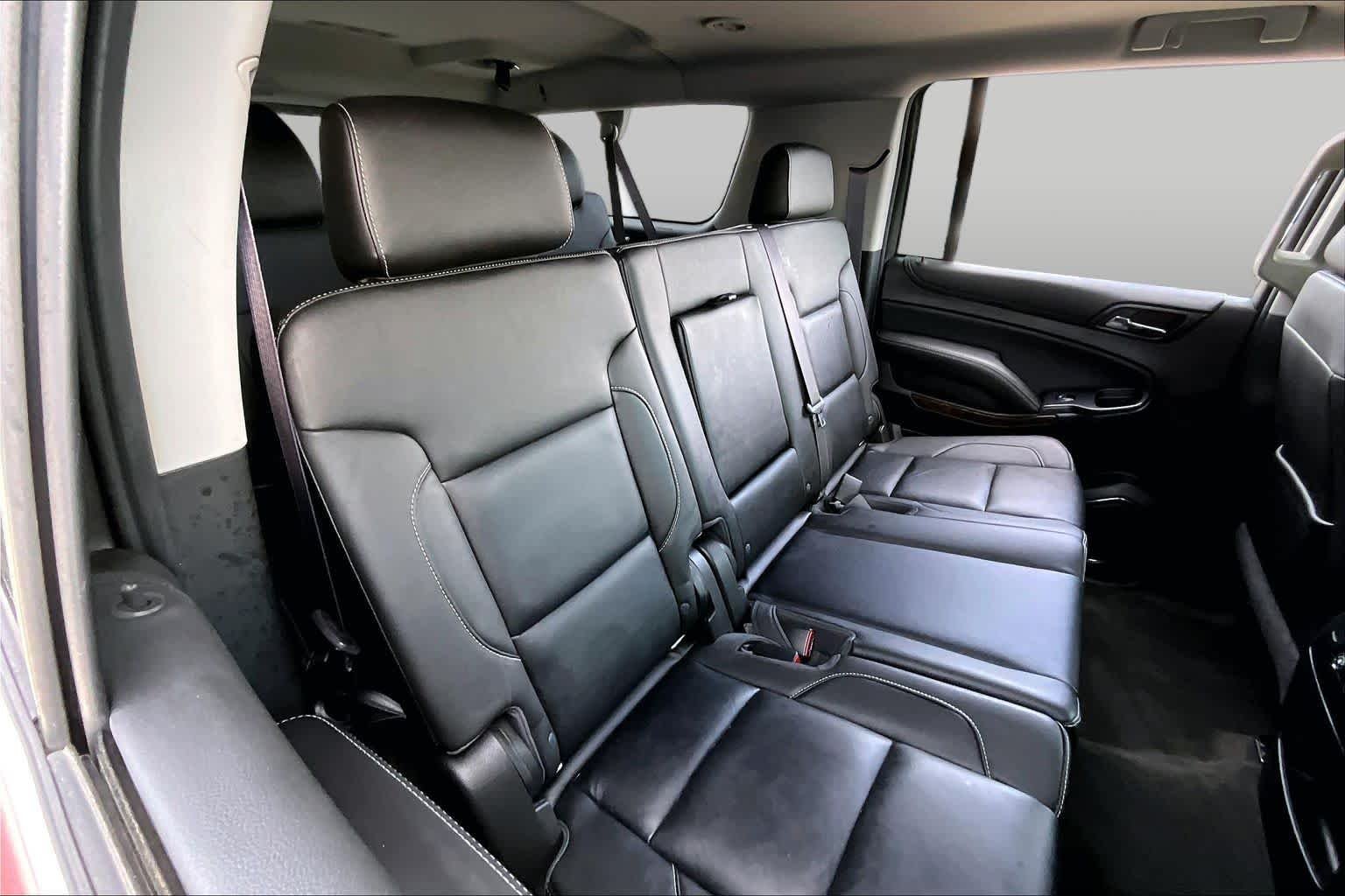 Used 2016 Siren Red Tintcoat Chevrolet LT image 17