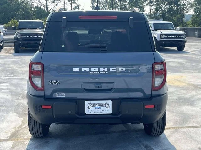 New 2026 Azure Gray Metallic Tri-Coat Ford Outer Banks image 4
