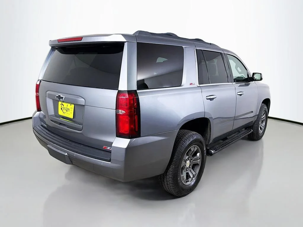 Used 2018 SATIN STEEL METALLIC Chevrolet LT image 6