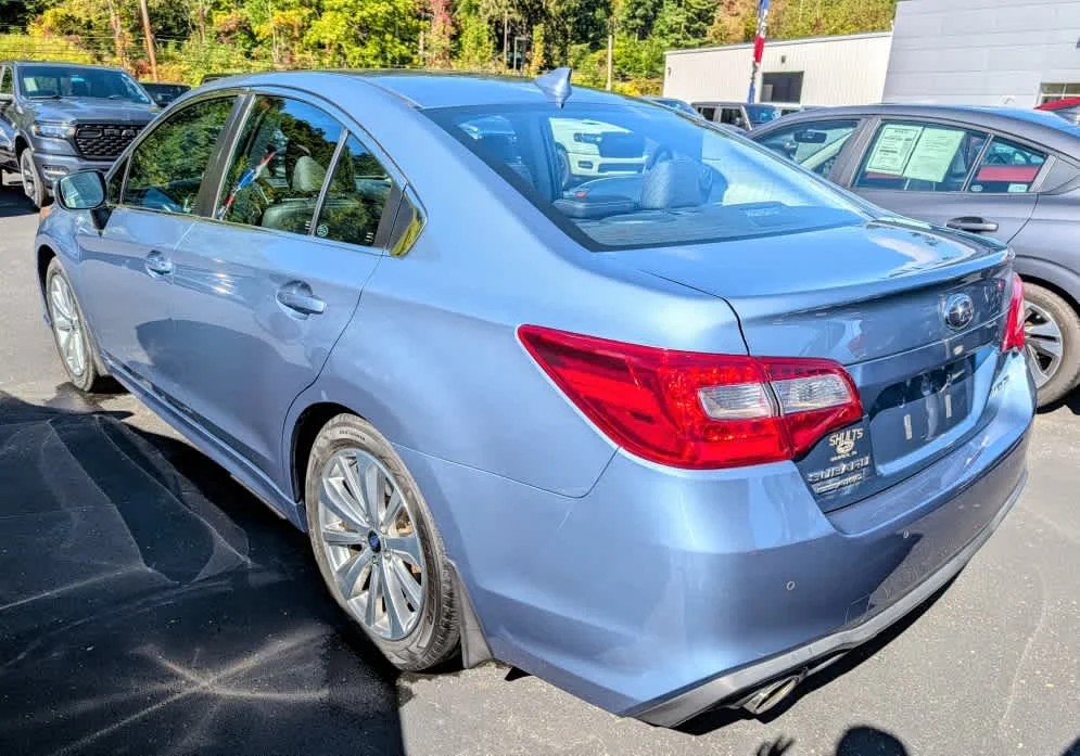 Used 2018 Heritage Blue Metallic Subaru Limited image 4