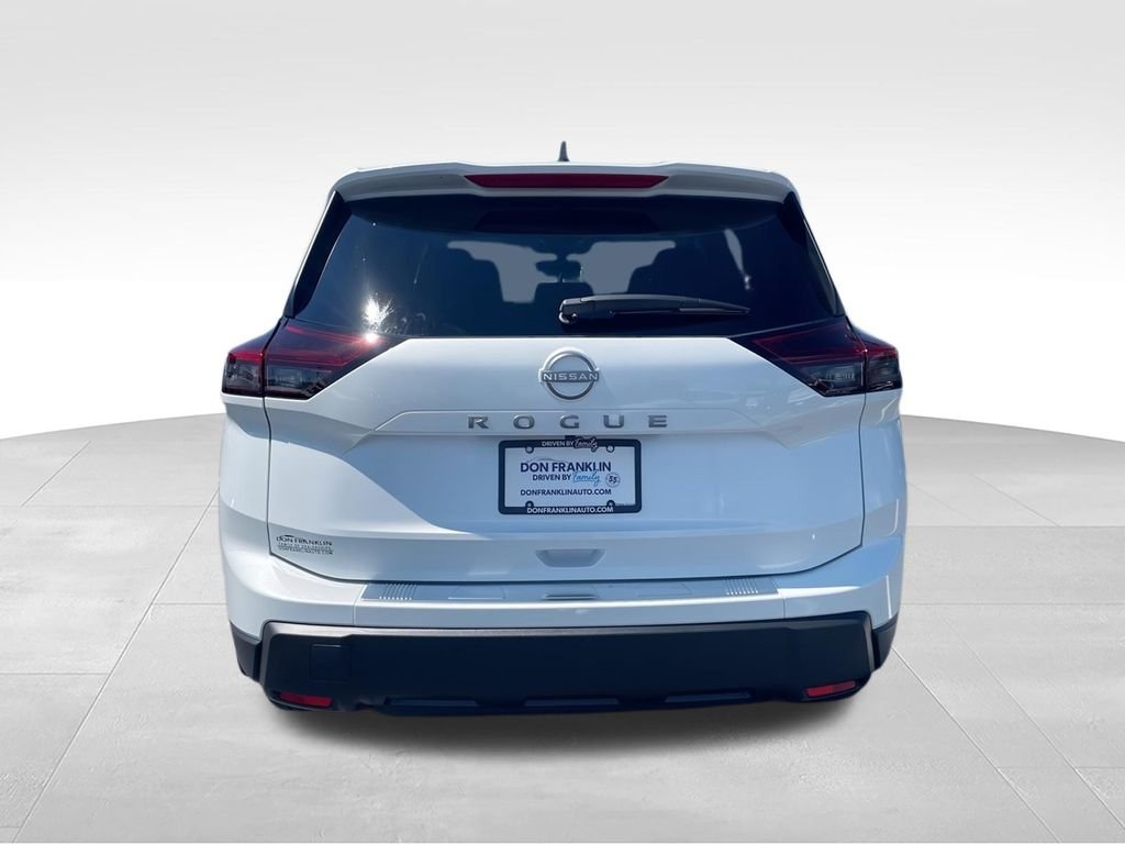 New 2026 White Nissan SV image 7