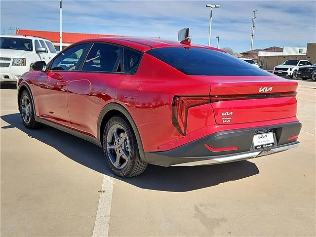 New 2026 Currant Red KIA LXS (IVT) image 2