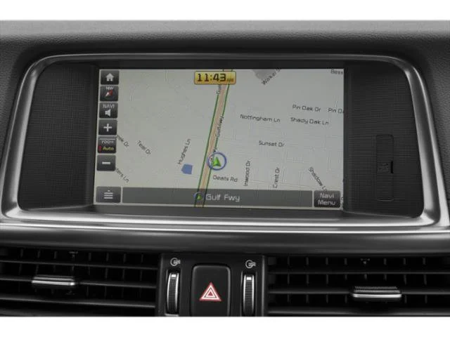 Used 2018 Snow White Pearl Kia EX image 20