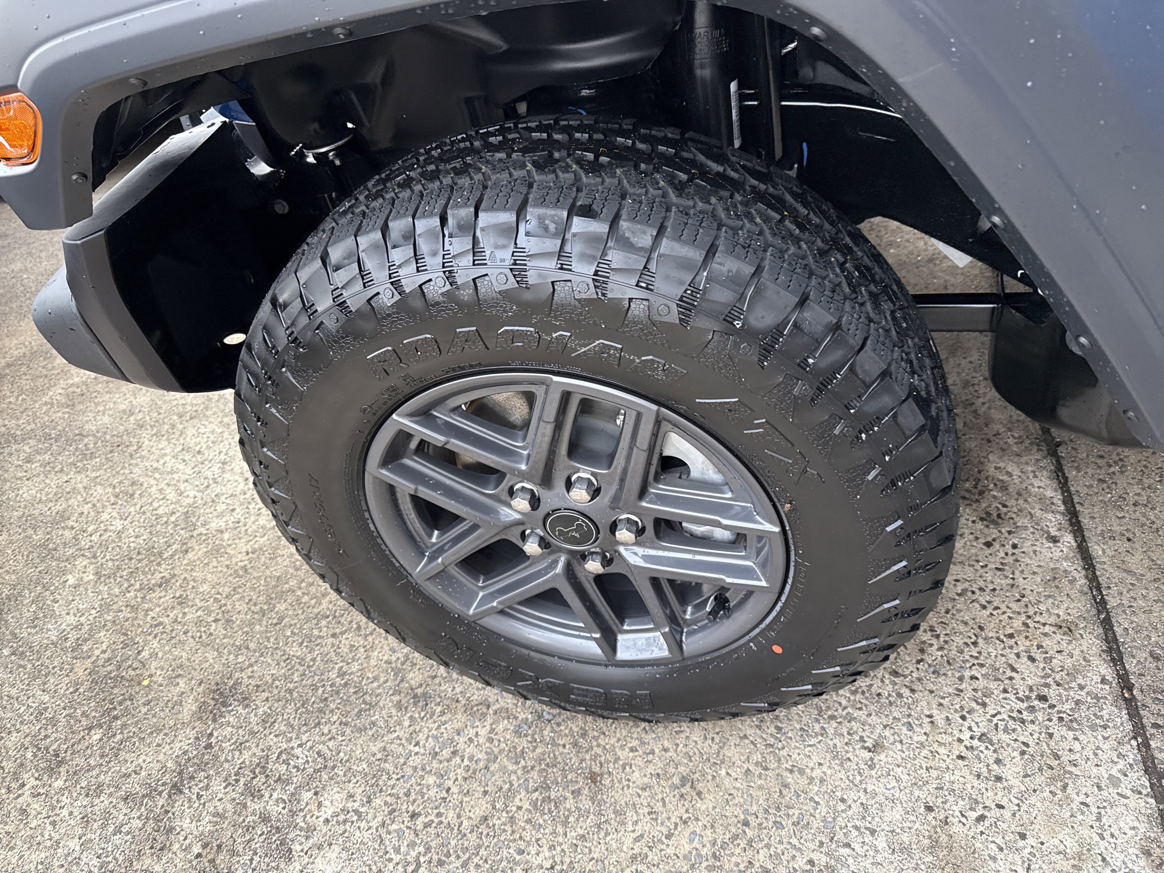 New 2026 Hydro Blue Pearlcoat Jeep Sport S image 11