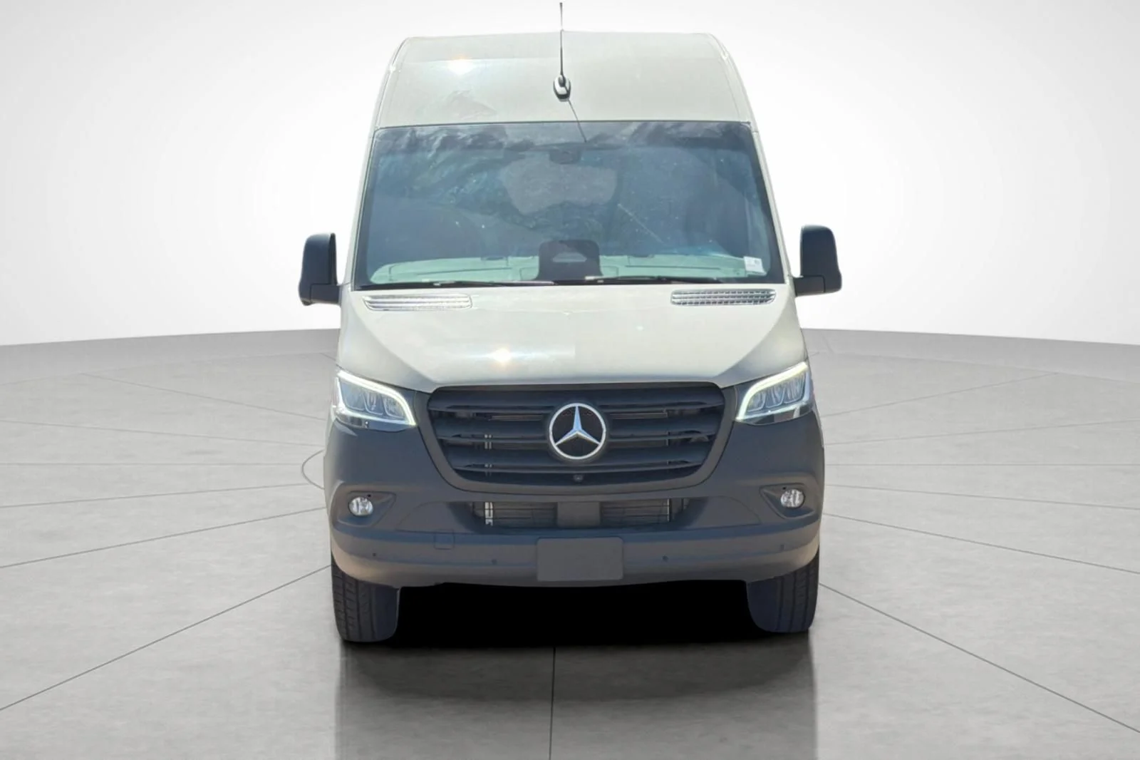 New 2026 Gray Mercedes-Benz Crew 144 WB image 5