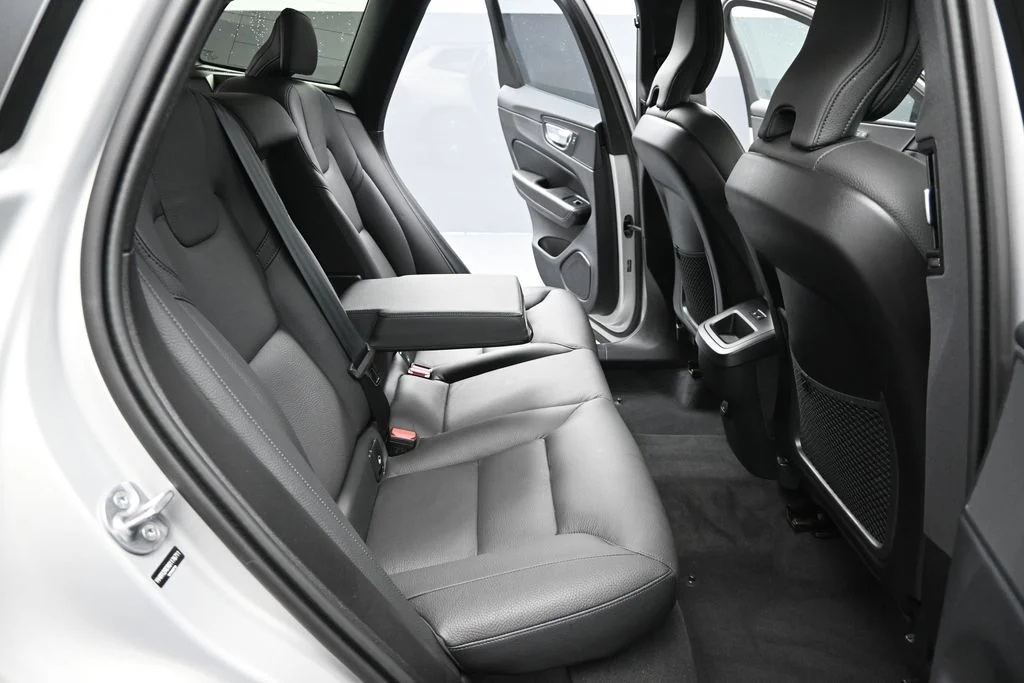 Certified Used 2025 Silver Dawn Volvo Plus image 19