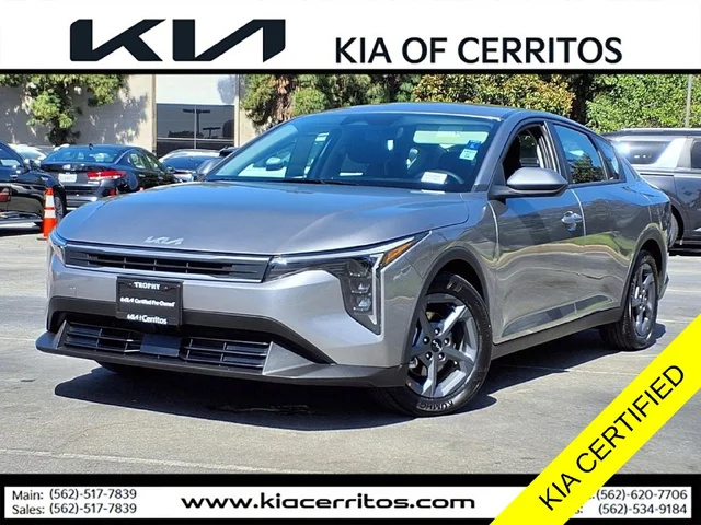 2025 Kia K4 LXS