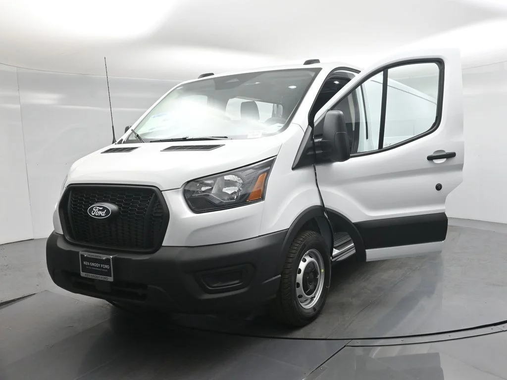 New 2026 White Ford Base image 29