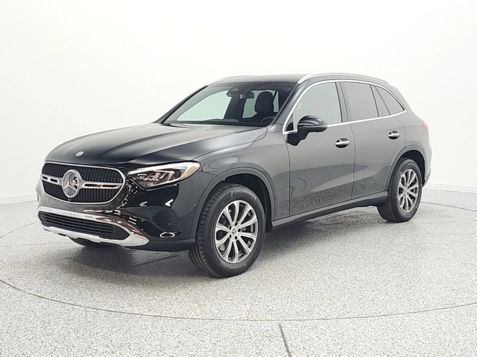 2024 Mercedes-Benz GLC GLC 300's photo
