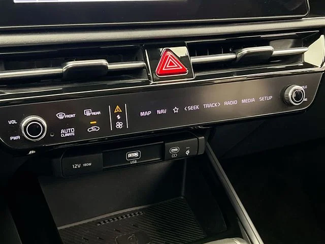 2023 Kia Niro EX Touring - Photo 25