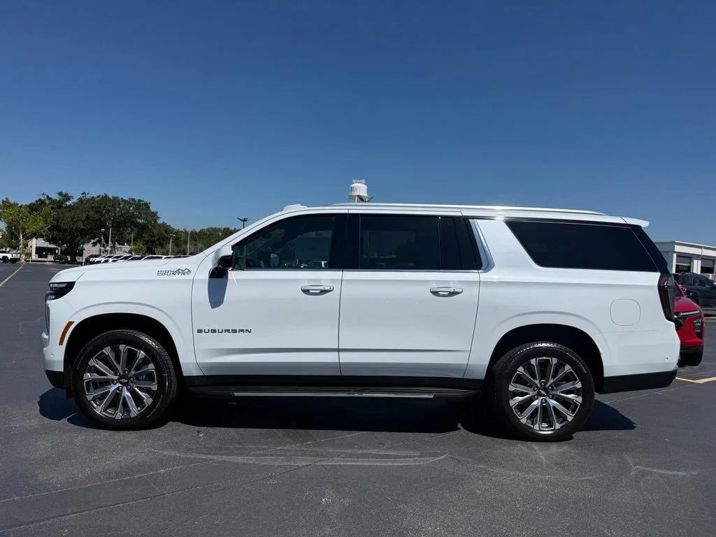 New 2026 Polar White Tricoat Chevrolet High Country image 5