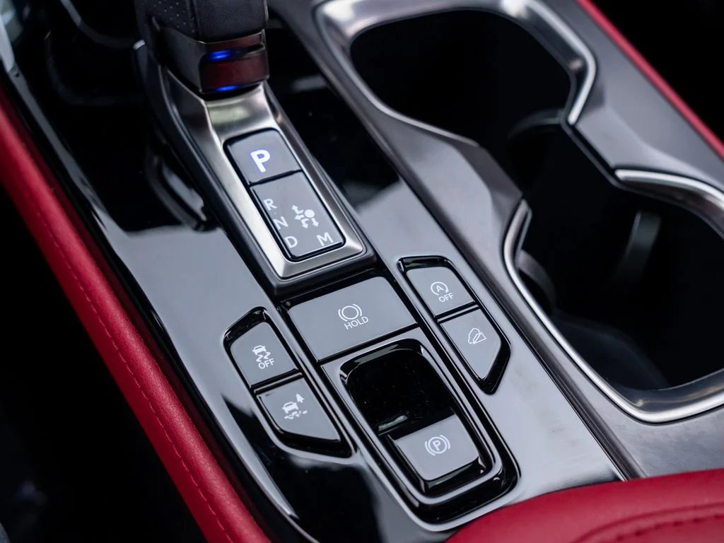 Used 2024 Silver Lexus 350 F SPORT Handling image 32